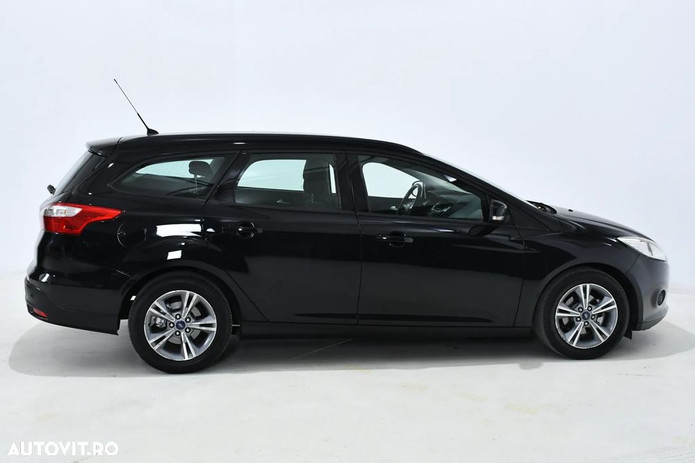 Ford Focus Turnier 1.6 TDCi DPF Titanium - 5