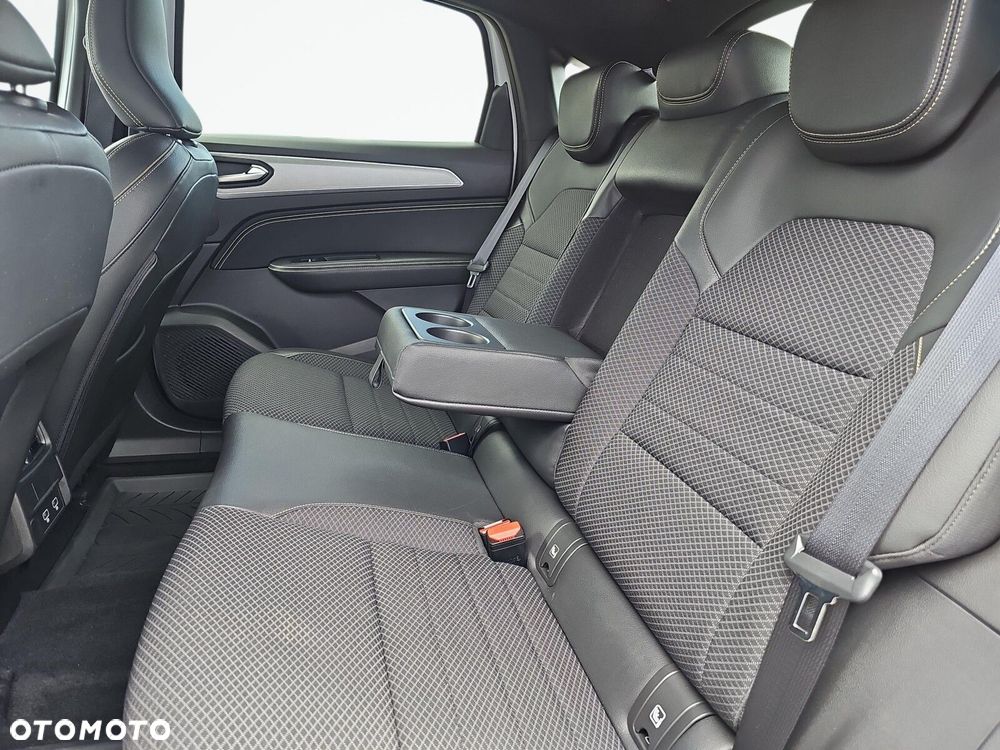 Renault Arkana 1.3 TCe mHEV Techno EDC - 13