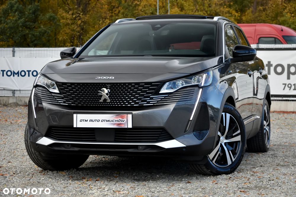 Peugeot 3008 1.6 PureTech HYbrid4 GT Line S&S EAT8 - 8