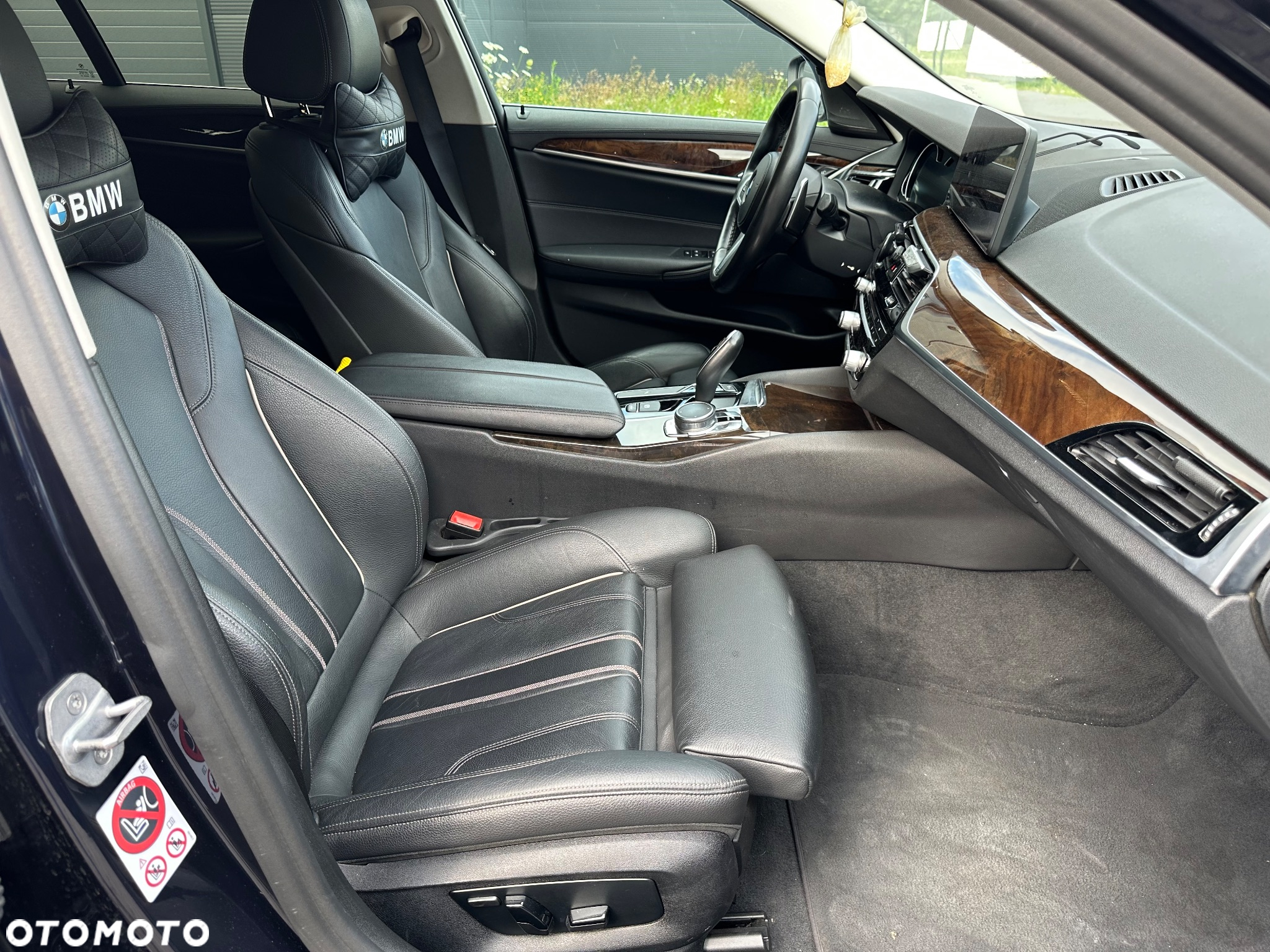 BMW Seria 5 530i Touring - 14