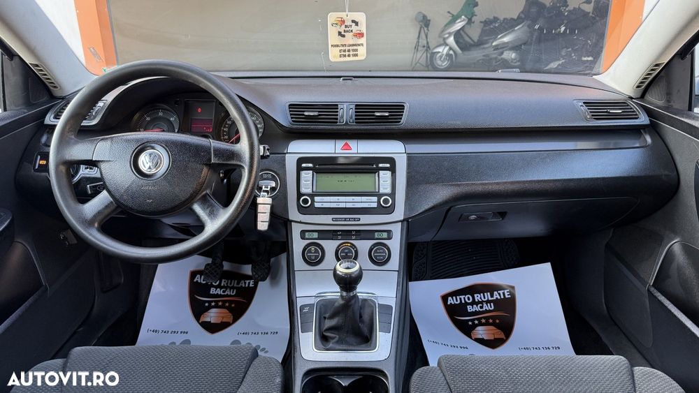 Volkswagen Passat - 8