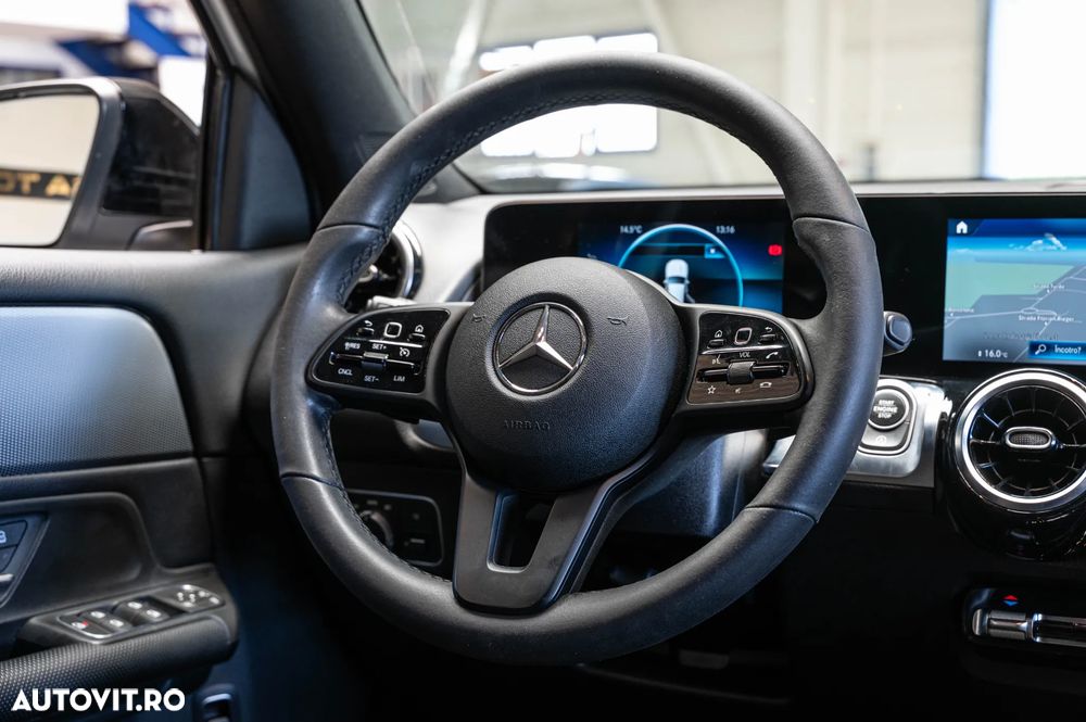 Mercedes-Benz GLB 180 d 8G-DCT - 13
