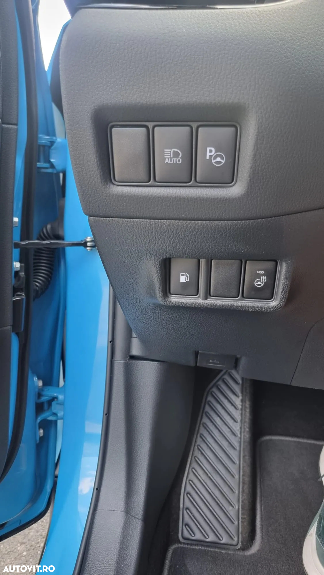 Toyota C-HR Hybrid Style - 11