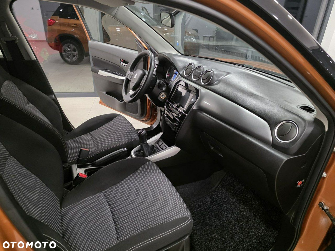 Suzuki Vitara 1.6 Premium 2WD - 17