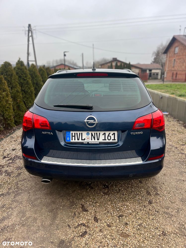 Opel Astra 1.4 Turbo - 8
