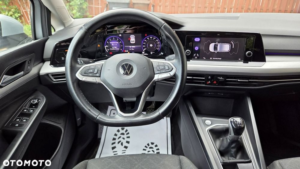 Volkswagen Golf - 16