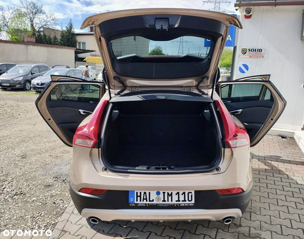 Volvo V40 Cross Country D3 Geartronic Summum - 11