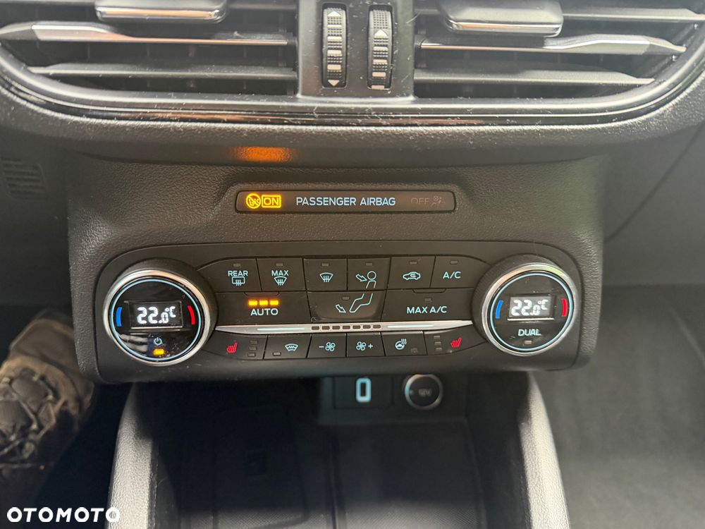Ford Focus 1.5 EcoBoost STart-Stopp-System ST-LINE X - 20