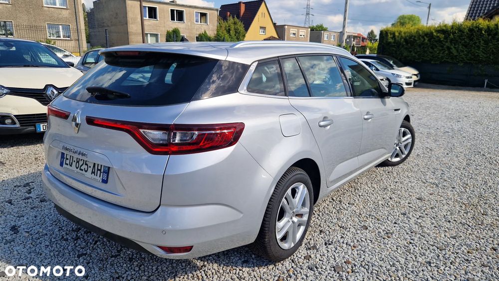 Renault Megane 1.5 dCi Limited EDC - 4