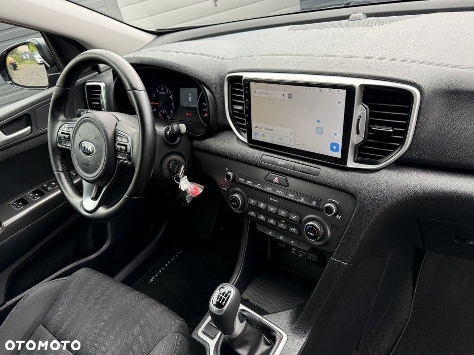 Kia Sportage 1.6 GDI 2WD DREAM-TEAM EDITION - 29