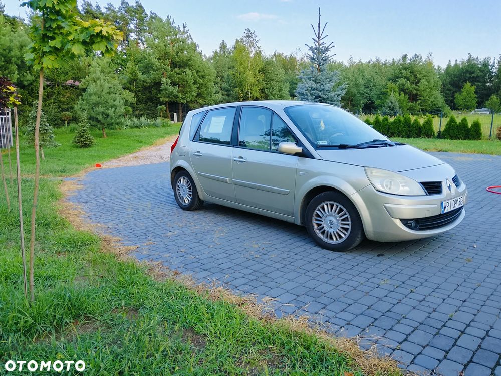 Renault Scenic - 20