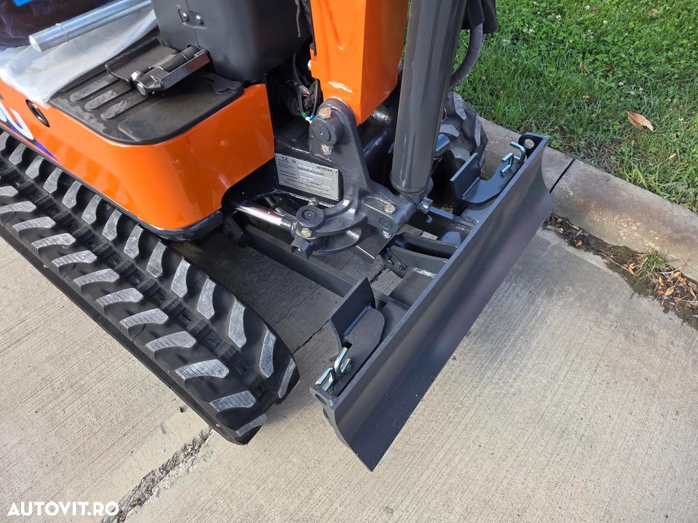 Hitachi ZX10U-6, 1,3tone, adancime sapare 2m, ridica 750kg, senile extensibile, rotire in gabarit, lama nivelare, latime 0,78m, inst picon, CUPLA RAPIDA+3 CUPE NOI, produs in JAPONIA, posibilitate leasing 5 ani, 1 an garantie-PROMOTIE 19.500 Eur+Tva - 12