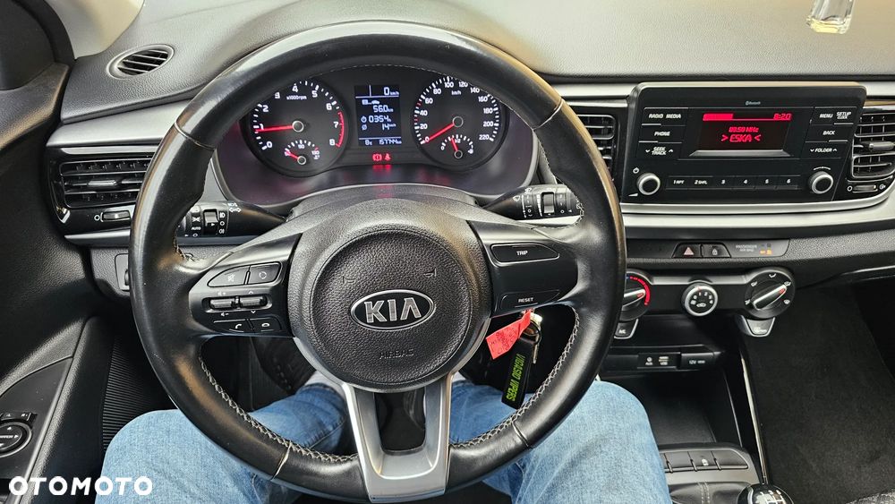 Kia Rio 1.2 L Business Line - 30
