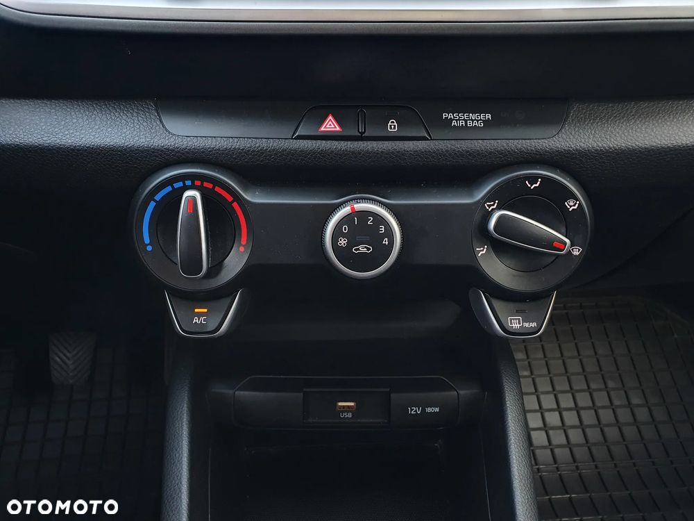 Kia Stonic 1.2 M - 36