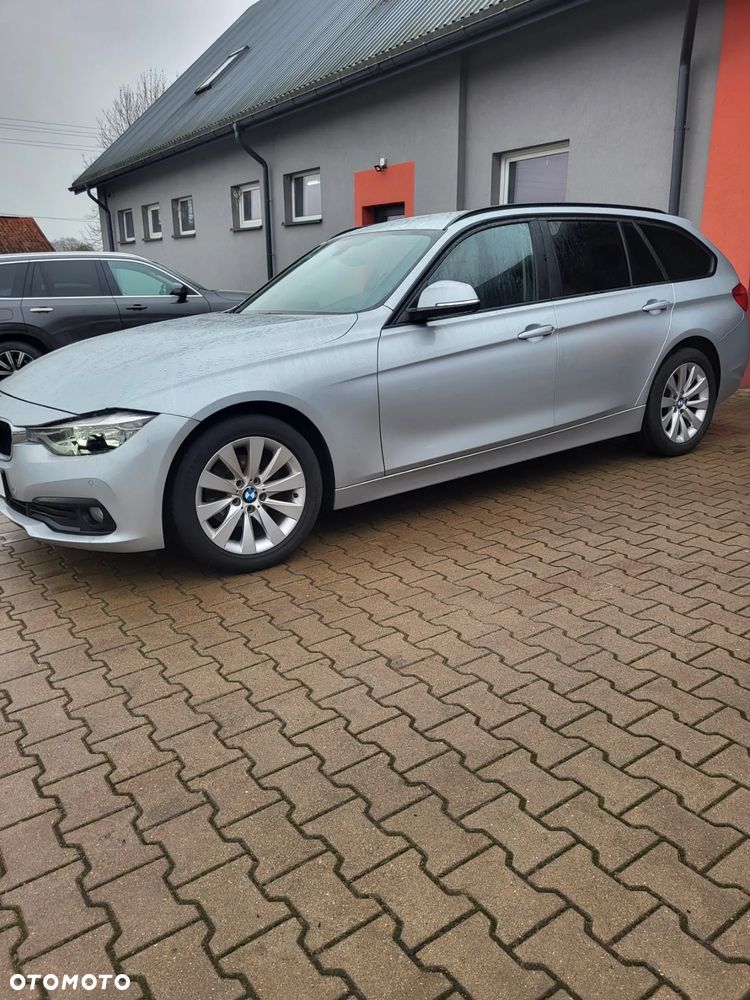 BMW Seria 3 318d Edition Luxury Line Purity - 2