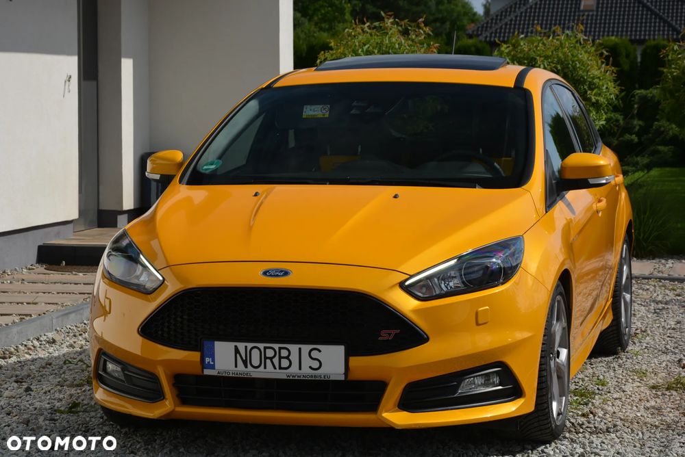 Ford Focus 2.0 TDCi ST-2 PowerShift - 11