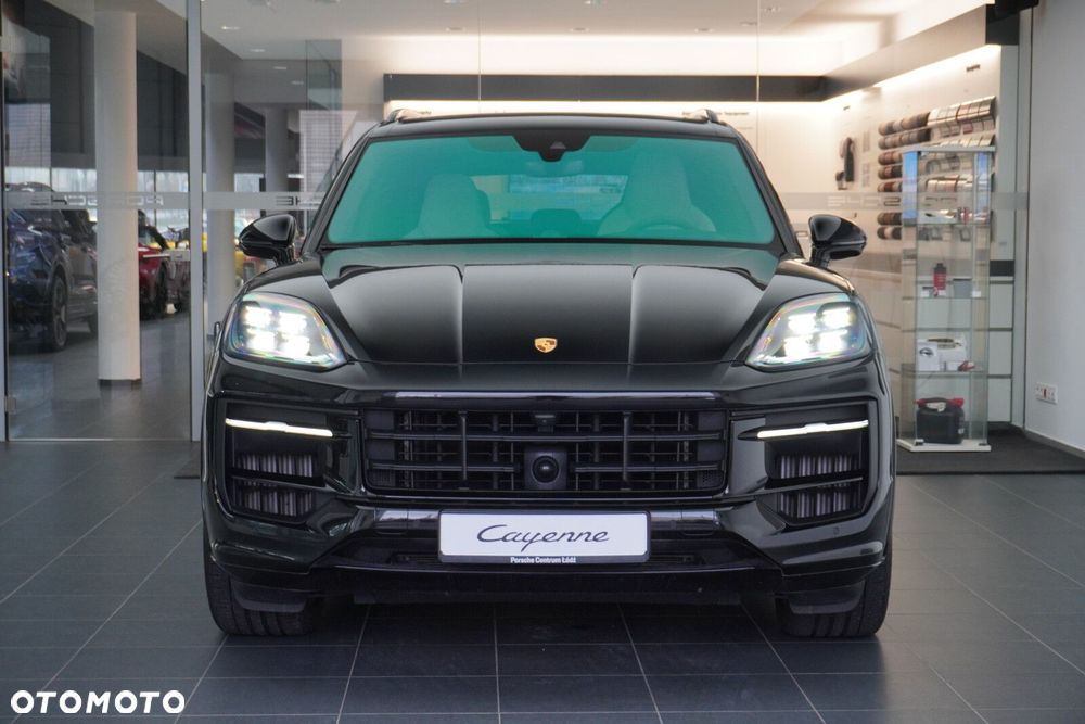 Porsche Cayenne GTS - 5