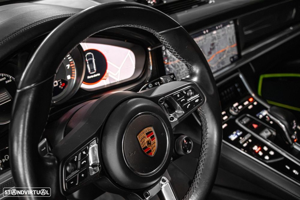 Porsche Panamera Sport Turismo - 29