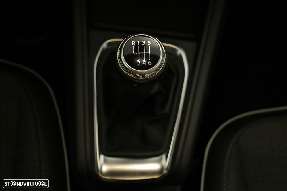 Renault Captur 1.0 TCe Techno Bi-Fuel - 14