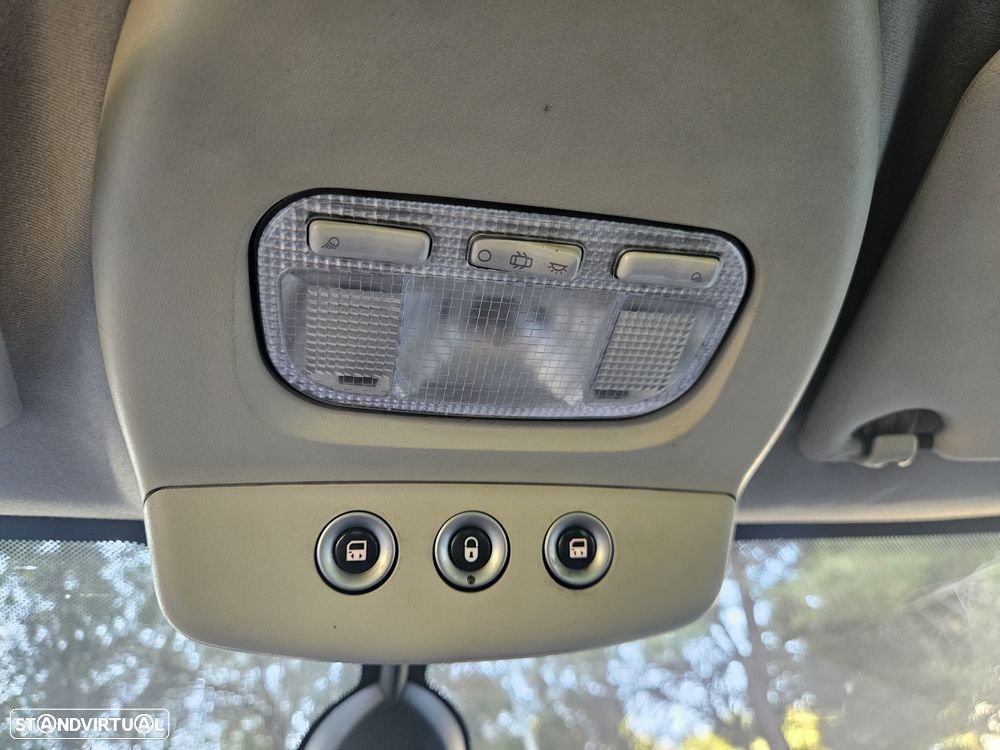 Citroën C8 2.0 HDi 16V SX - 18