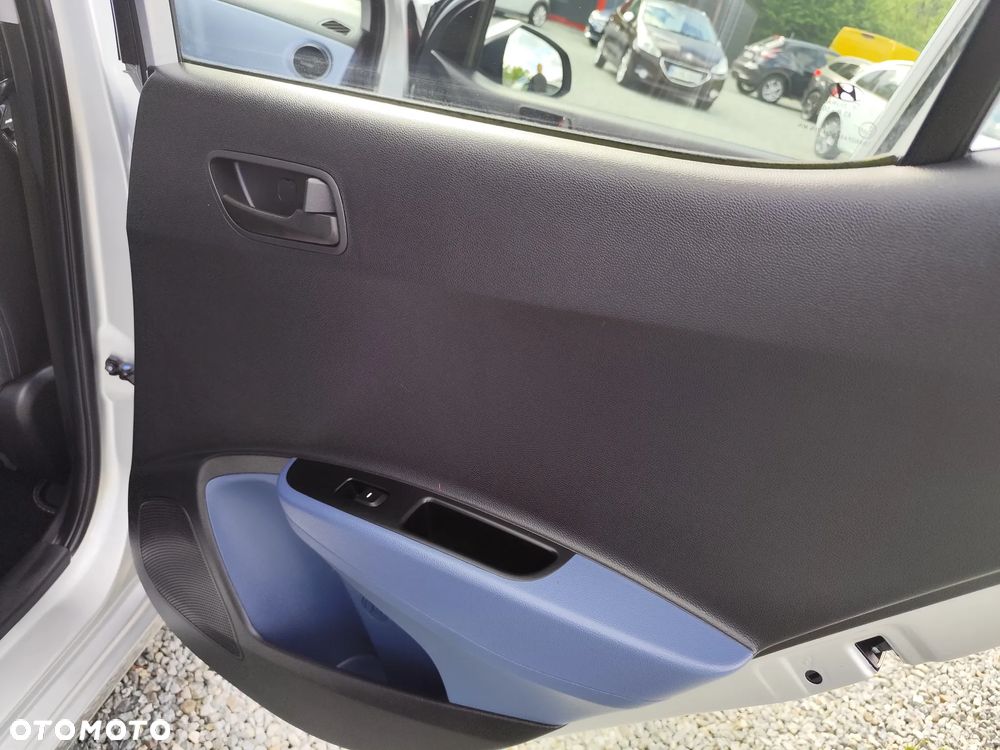 Hyundai i10 - 23