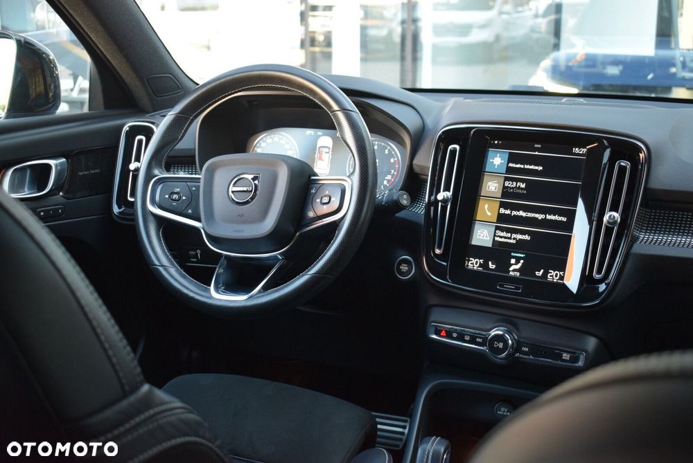 Volvo XC 40 T3 R-Design - 17