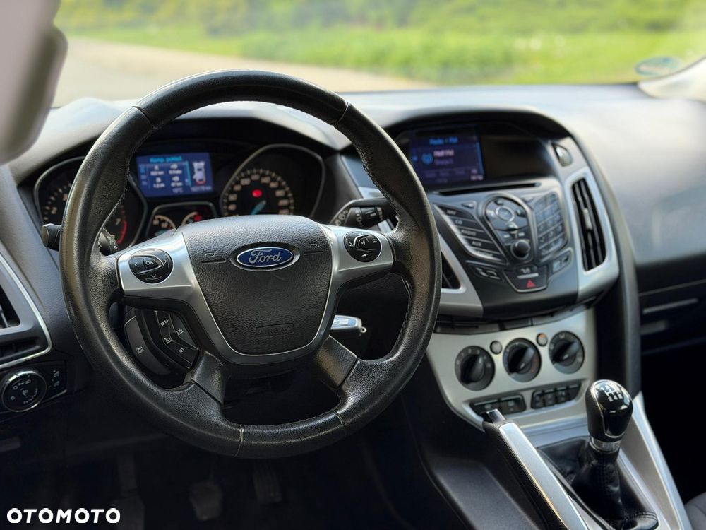 Ford Focus 1.0 EcoBoost Titanium ASS - 5