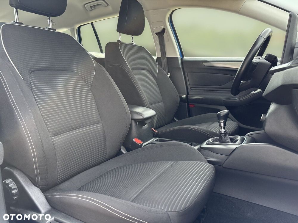 Ford Focus - 20