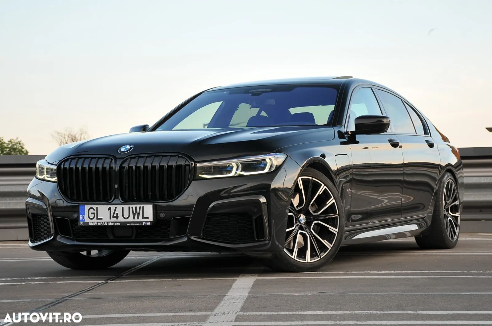 BMW Seria 7 745Le xDrive AT PHEV - 1