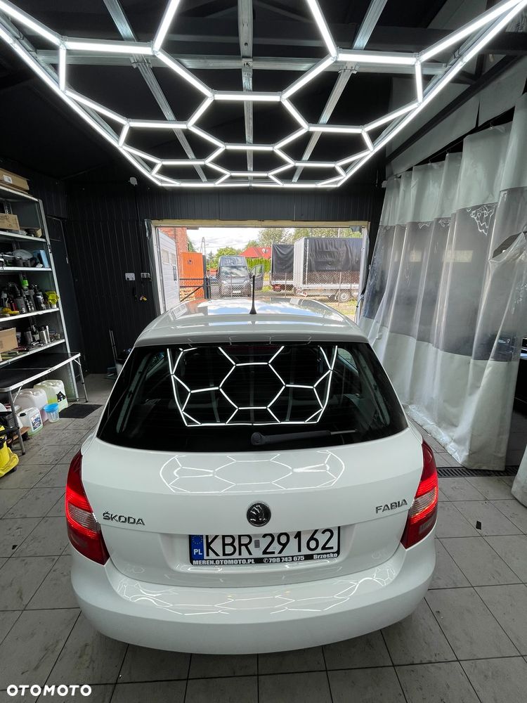 Skoda Fabia 1.2 HTP Ambition - 15