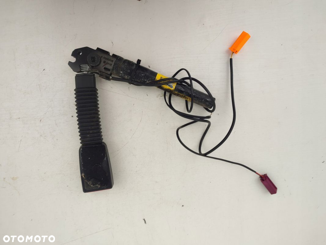 Napinacz pasa prawy przód FORD FOCUS MK2 LIFT 4M51-A61208-CC - 2