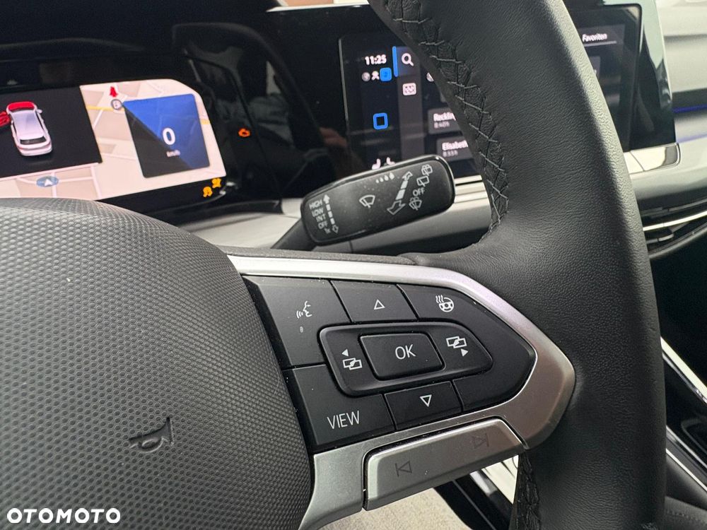 Volkswagen Golf - 12