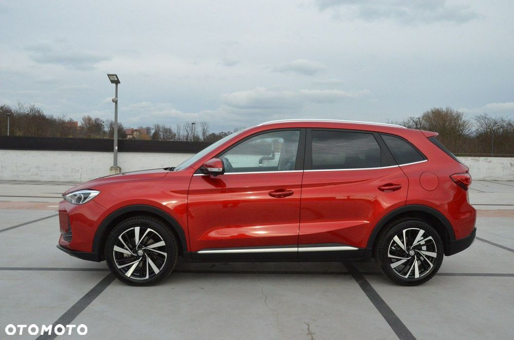 MG ZS 1.5 HEV+ Exclusive - 11