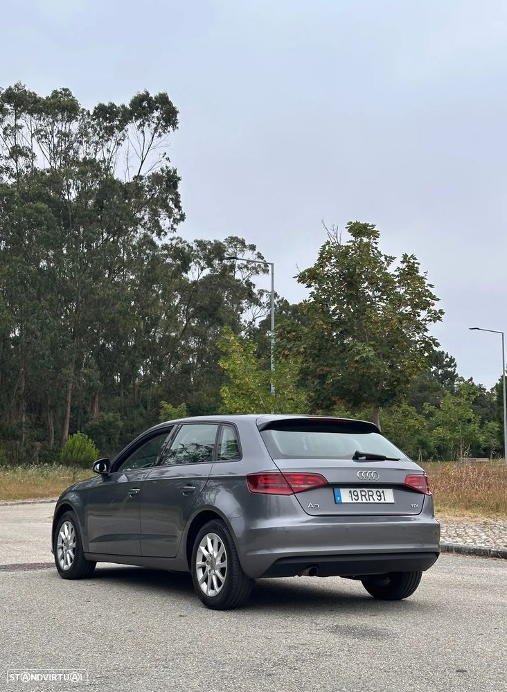 Audi A3 1.6 TDI Advance Ultra - 6