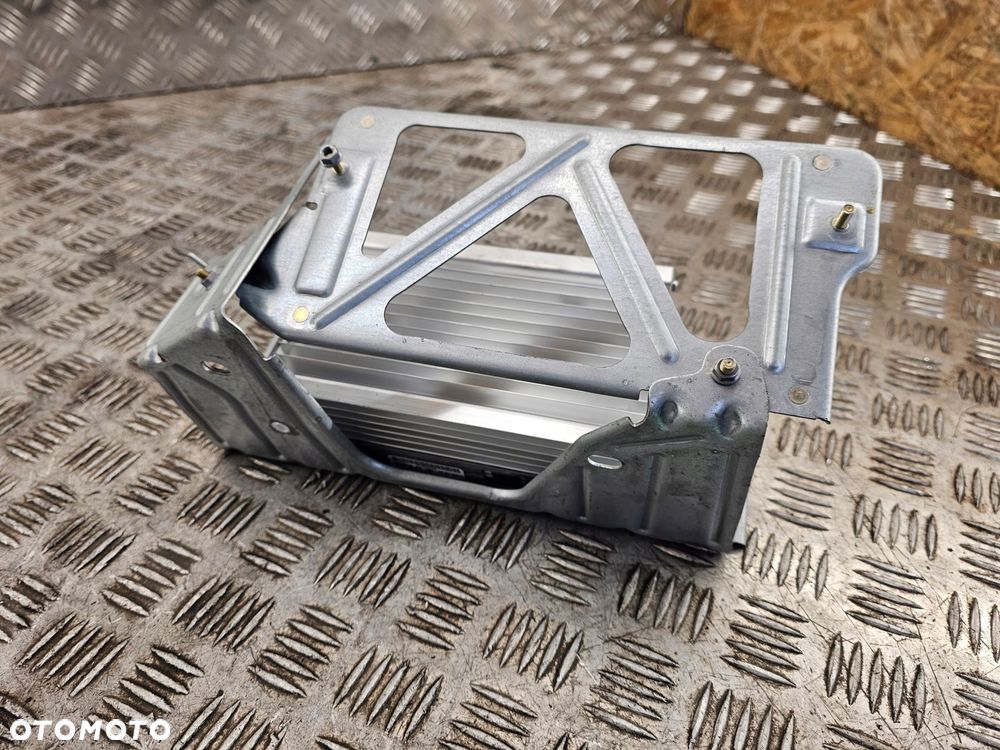 wzmacniacz harman bmw f06 f10 f12 - 2