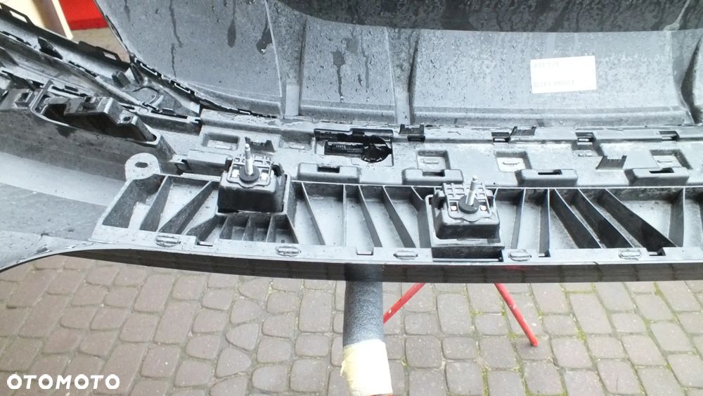 Zderzak tylny Audi E TrON 4KE807385 - 10