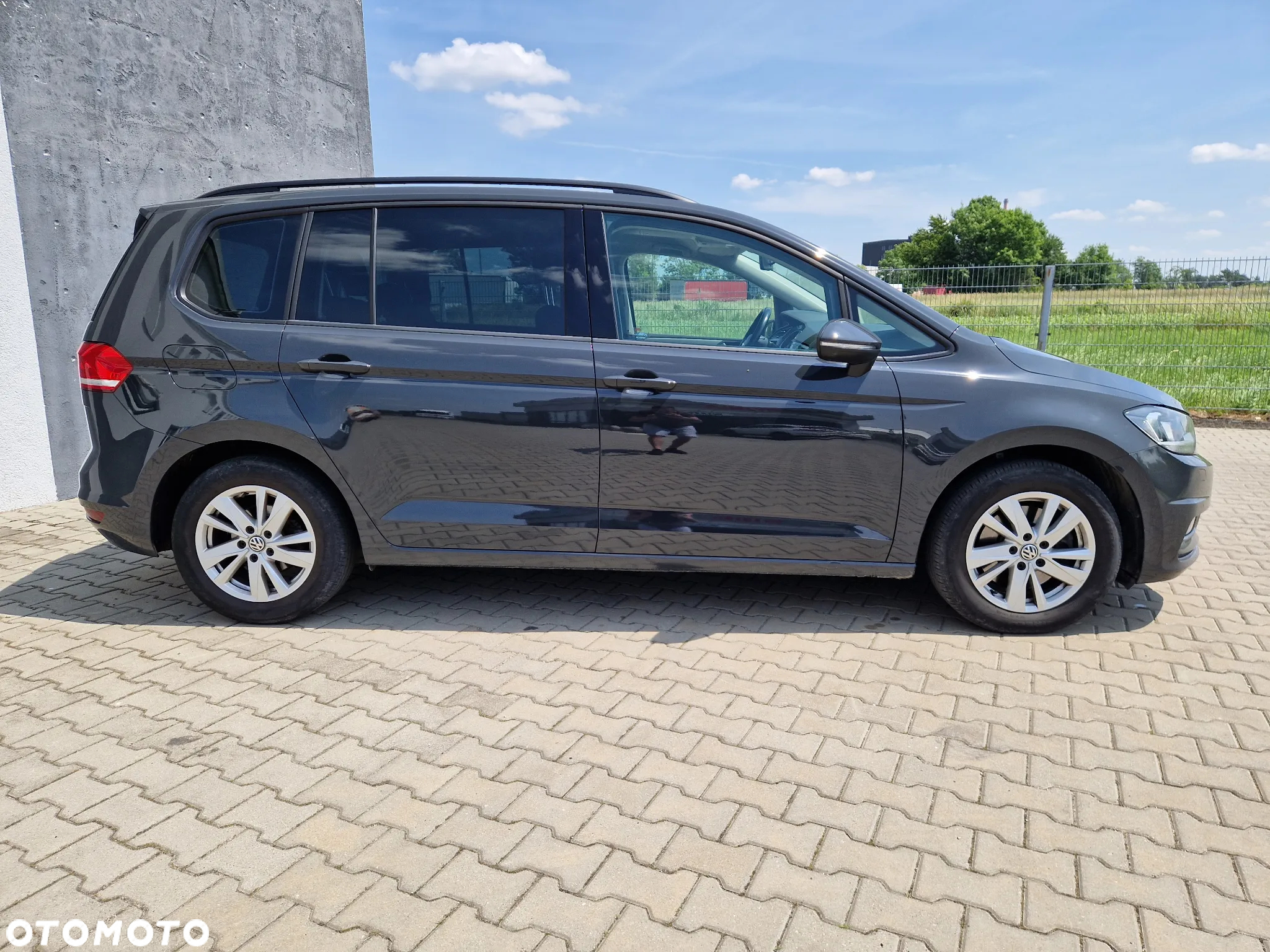 Volkswagen Touran 1.6 TDI BMT SCR Comfortline - 4