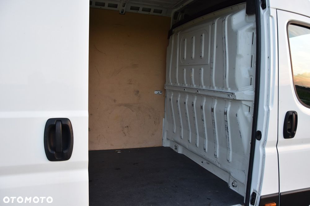 Peugeot BOXER 140 2.2 BLUEHDI L4H2 - 18