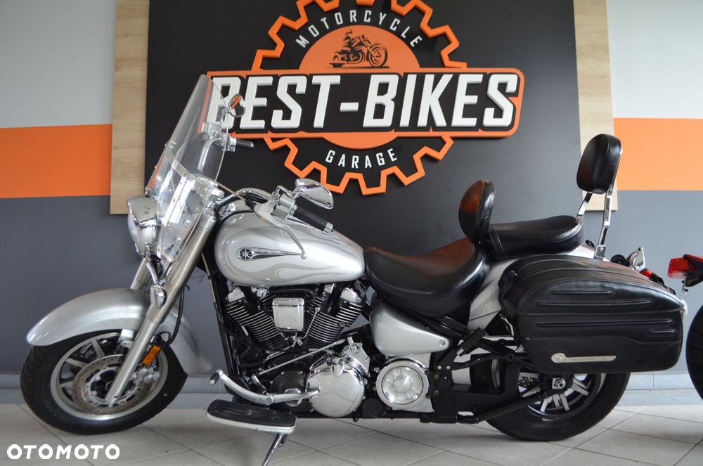 Yamaha Road Star - 1