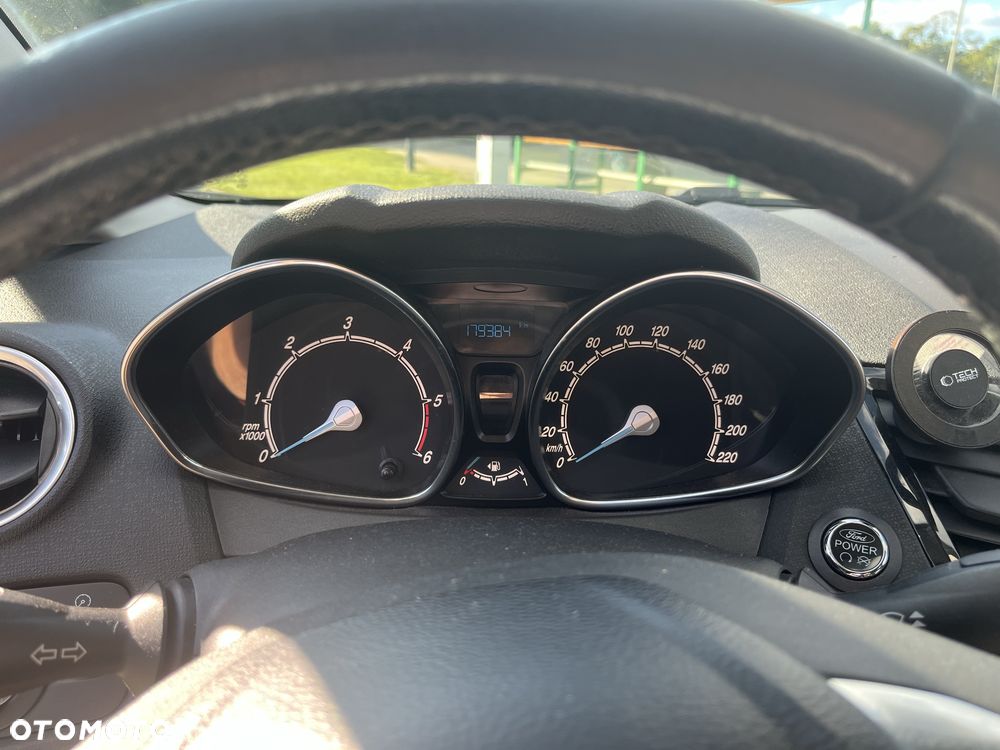 Ford Fiesta - 6