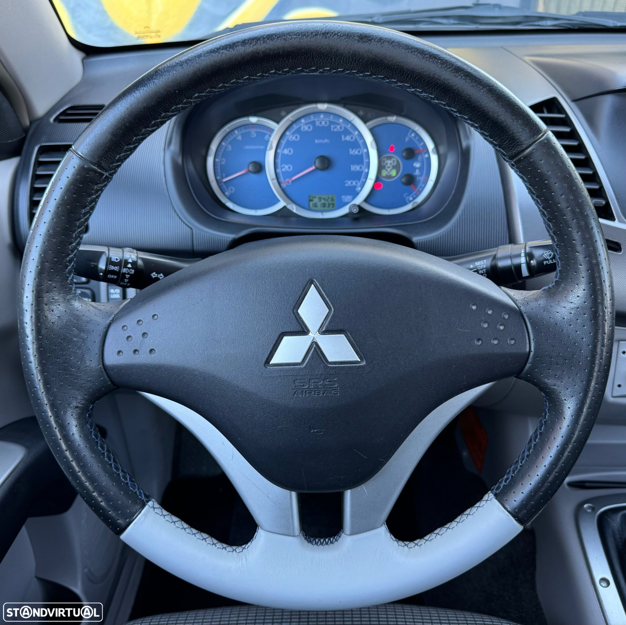 Mitsubishi L200 2.5 DI-D CD Invite AC 4WD - 18