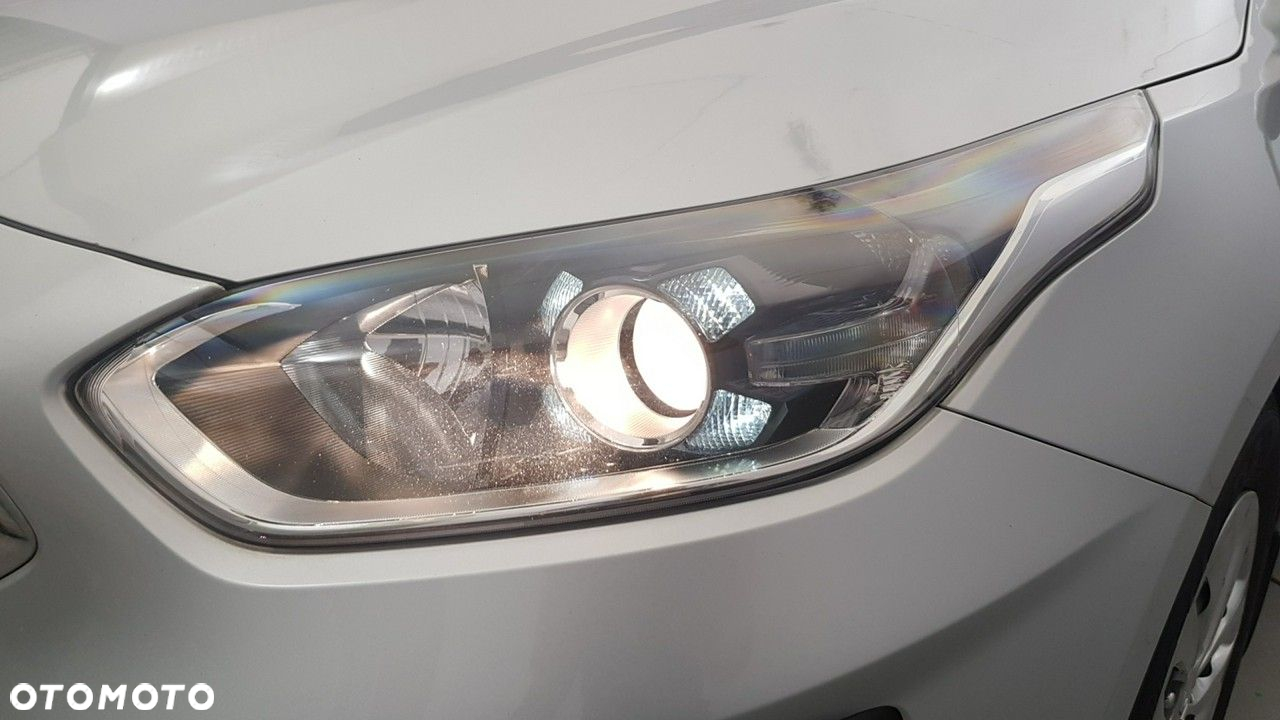 Kia Ceed - 10