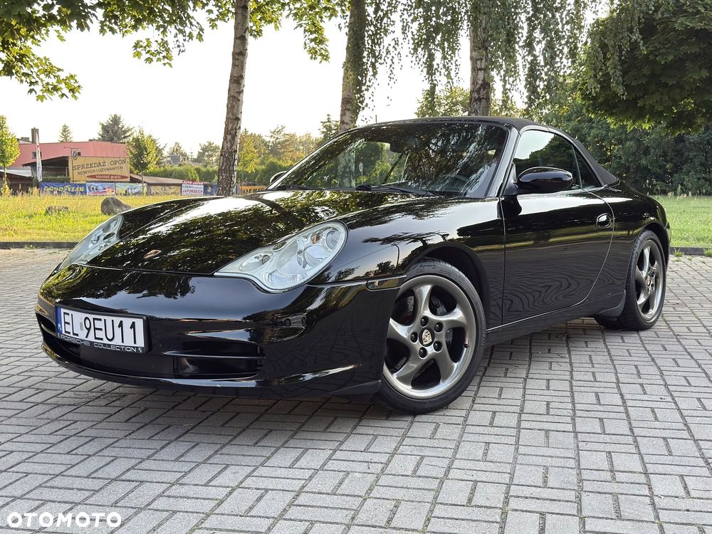 Porsche 911 Carrera - 2