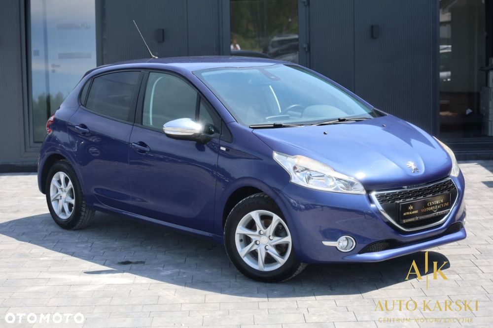 Peugeot 208 - 9