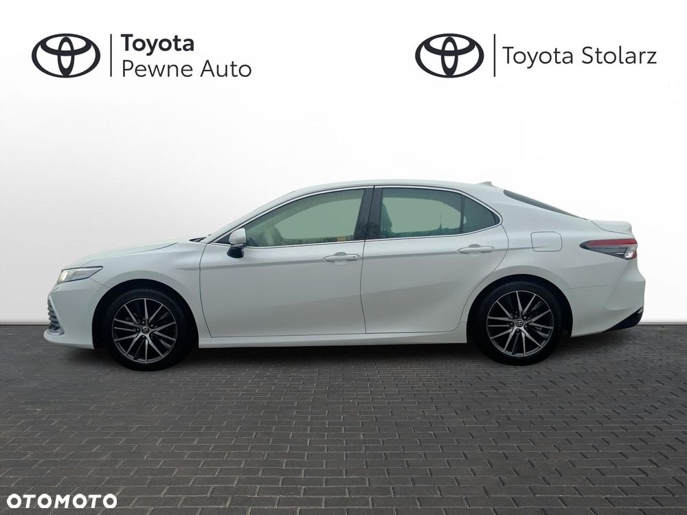 Toyota Camry 2.5 Hybrid Executive CVT - 2
