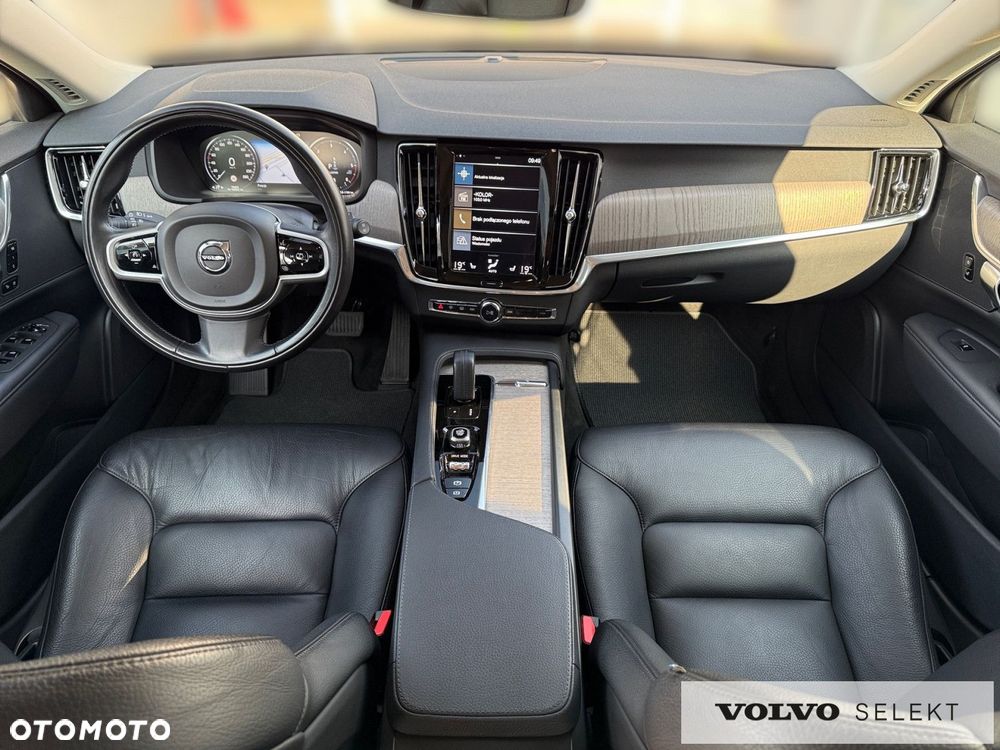 Volvo V90 Cross Country - 16