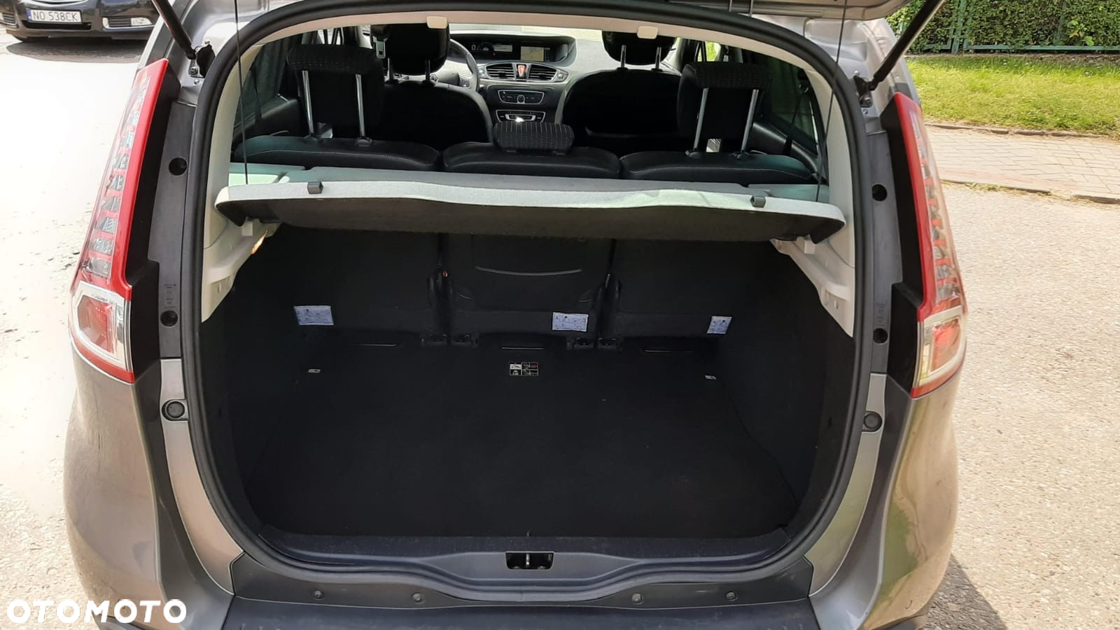 Renault Scenic dCi 110 FAP Dynamique - 9