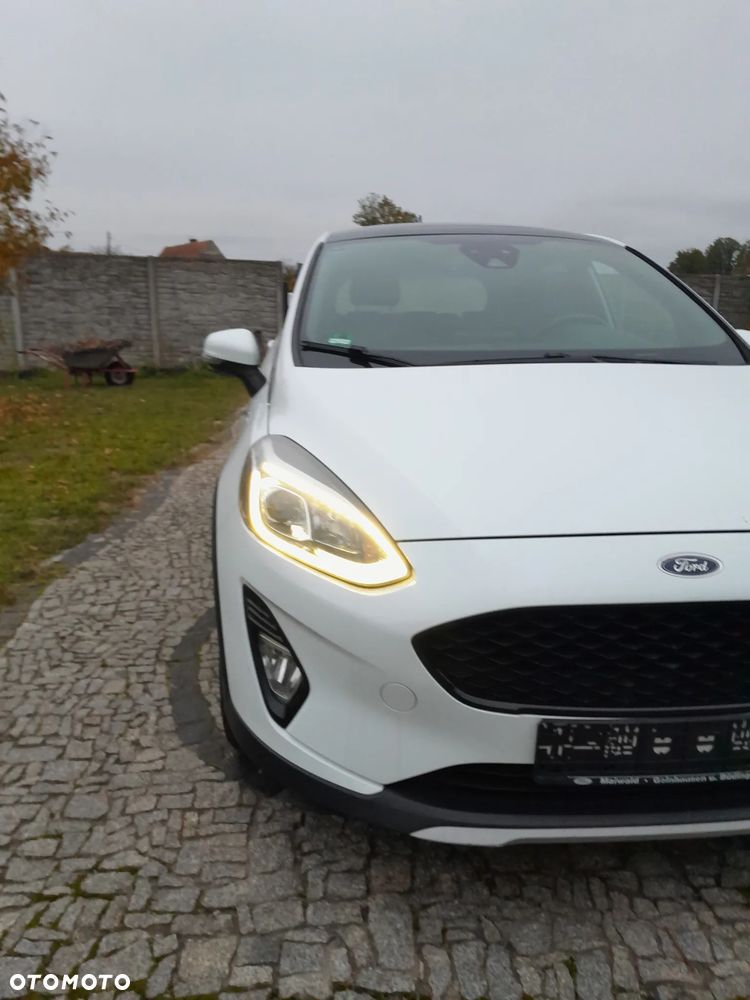 Ford Fiesta 1.0 EcoBoost S&S ACTIVE COLOURLINE - 25