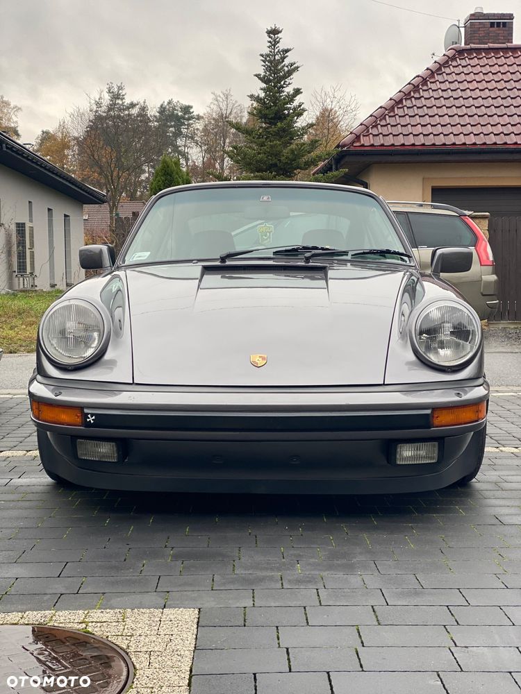 Porsche 911 - 4
