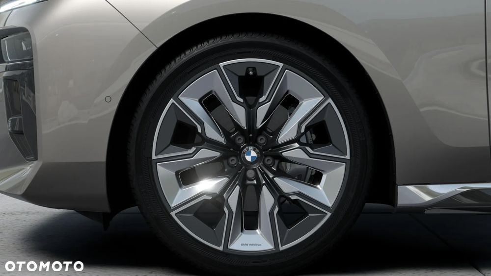 BMW Seria 7 - 7